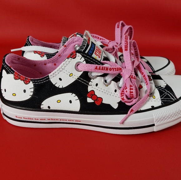CONVERSE x HELLO KITTY Shoes 162947C Wms Sz 5.5 - Picture 1 of 8